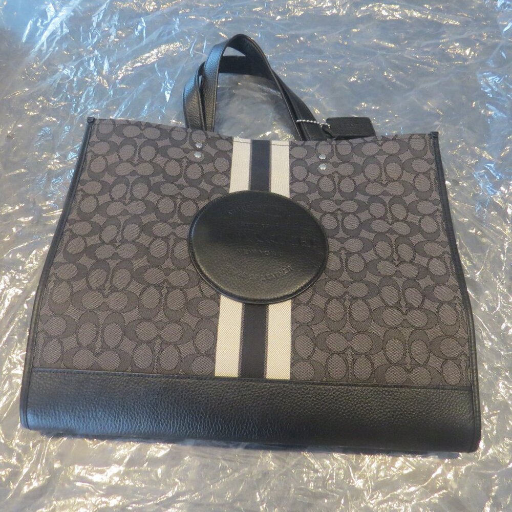 Coach Dempsey Tote 40 – Signature Jacquard Stripe – New With Tags NWT (B2) - Picture 3 of 10